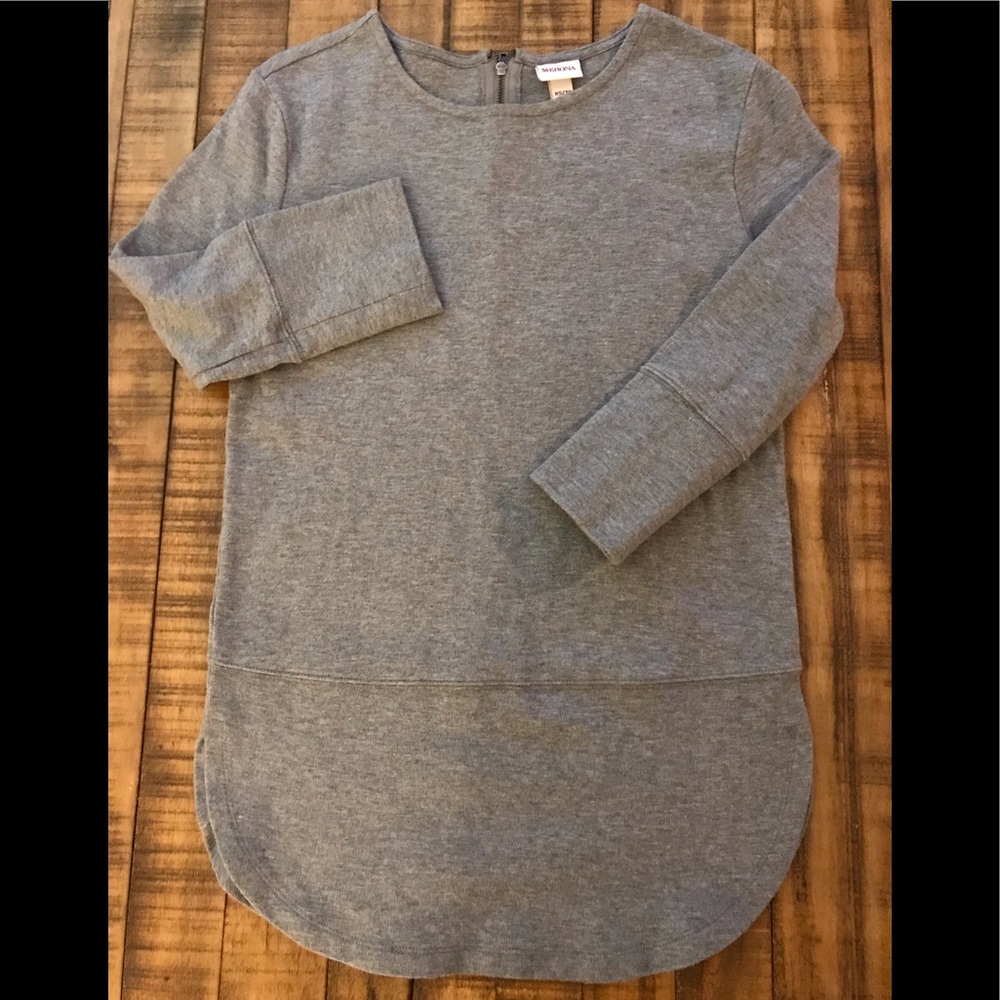 Women’s Tunic Sweatshirt w/ Exposed Zipper Back!
